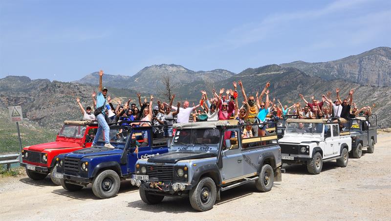 Canyon Jeep Safari in Side